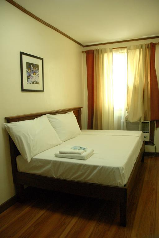 Isabelle Royale Makati Hotel San Pedro Makati Exterior foto